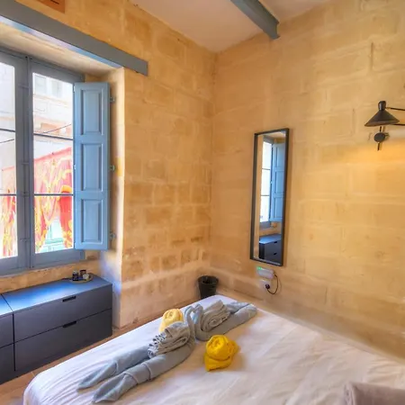 Beautifully Furnished Flat In The Center Jbal1-1 Appartement Valletta