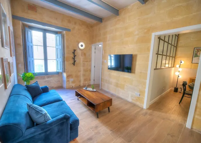 Beautifully Furnished Flat In The Center Jbal1-1 * Valeta