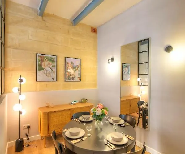 Beautifully Furnished Flat In The Center Jbal1-1