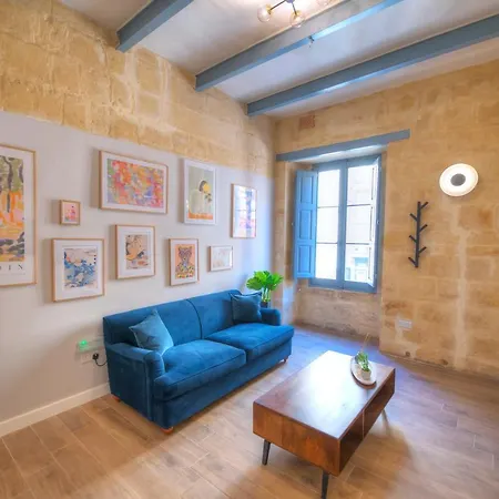 Beautifully Furnished Flat In The Center Jbal1-1